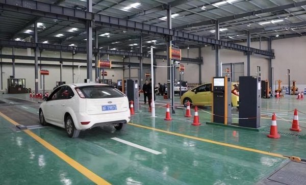 汽车年检需要哪些资料和材料