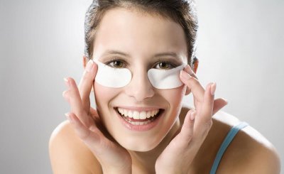 眼膜几天贴一次效果最佳 贴眼膜最佳时间和正确使用方法