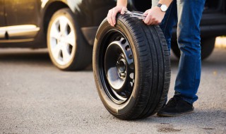 怎样判断轮胎是否需要更换 判断轮胎需要更换的方法