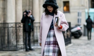 冬天没有领大衣怎么搭配 冬天没有领大衣应该怎么搭配