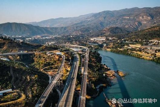 攀枝花以前属于云南吗(三线基地铸就钢铁冶金与绿色能源新高地)