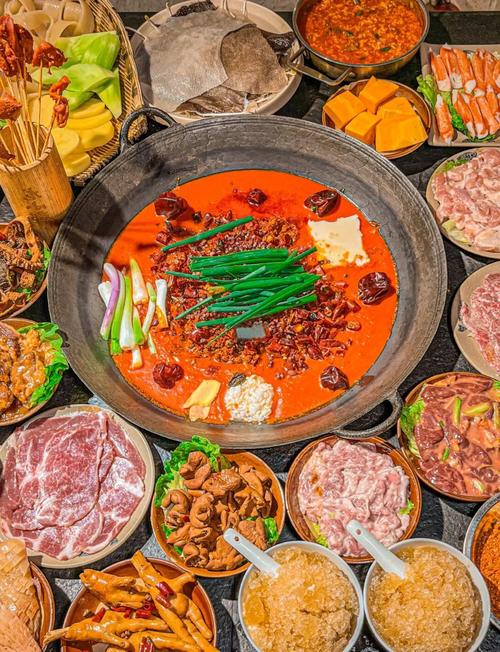 猪肉片能涮火锅吗（薄切猪肉片涮火锅要点与卫生指南）