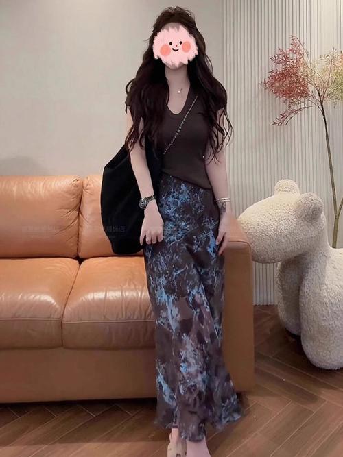 胖人适合穿半身裙还是连衣裙（半身裙和连衣裙的4穿4不穿要点）