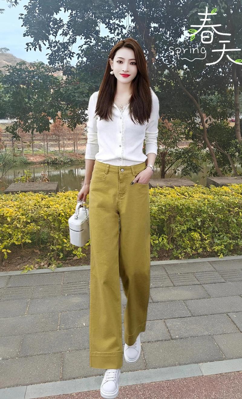 牛仔阔腿裤配什么上衣图片(结构上衣配合腰线强调,白外套对比增层次)