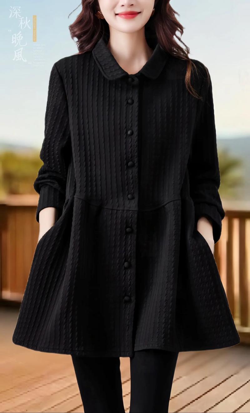 黑色大衣适合多大年龄人穿（各年龄段搭配要点与灵感）