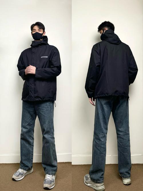 冲锋衣能搭配牛仔裤（冲锋衣牛仔裤混搭日常穿搭指南）