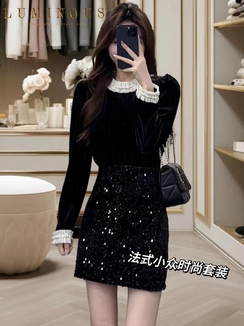 黑色上衣搭配裙子图片(材质版型季节与层次) 黑色上衣搭配裙子图片(材质版型季节与层次)