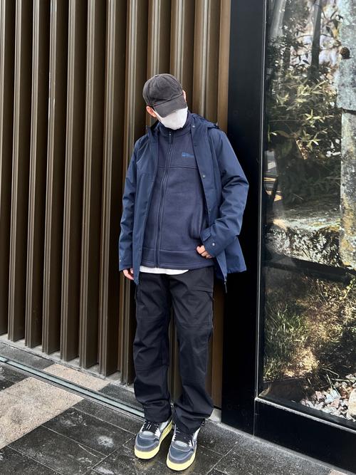 冲锋衣裤子怎么搭配（下装对比提升腰线，日常与登山都实用）