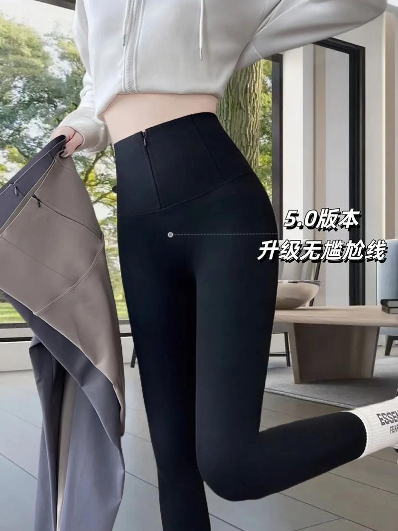 松紧腰和拉链裤哪种更好看(梨型身材腰头设计与腰线要点松紧腰与拉链腰穿搭)