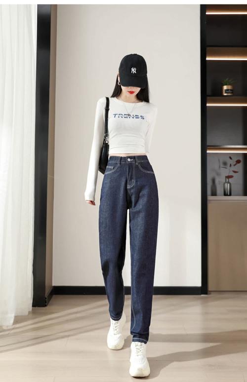 矮胖女性适合什么裤子(直筒阔腿锥形裤穿搭要点)