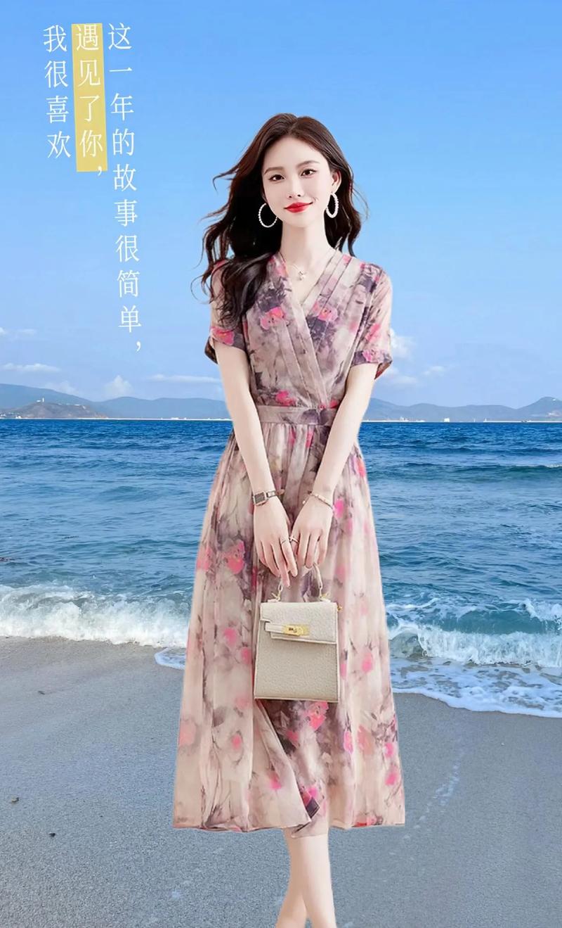 连衣裙款式(场合与季节决定材质,避免盲追潮流) 连衣裙款式(场合与季节决定材质,避免盲追潮流)