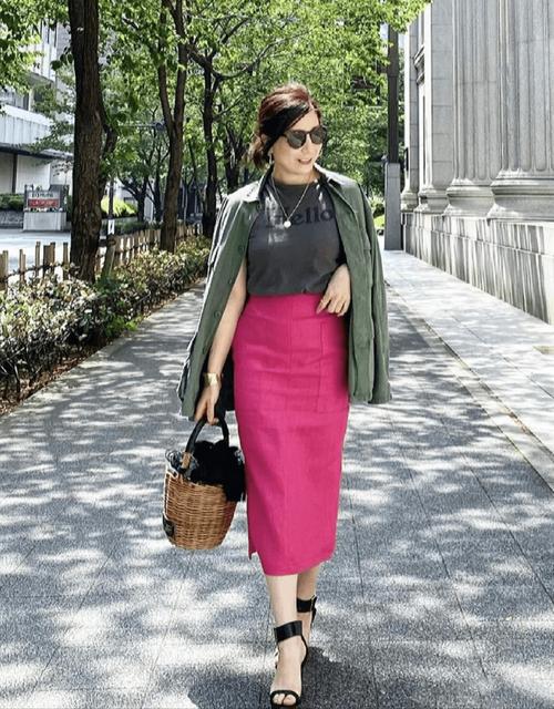 日本主妇优雅穿搭（浅色清晰线条）