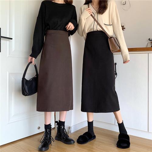 黑色包臀半身长裙搭配图片(黑色高腰包臀半身裙弹力显瘦38cm裙长多场景穿搭) 黑色包臀半身长裙搭配图片(黑色高腰包臀半身裙弹力显瘦38cm裙长多场景穿搭)