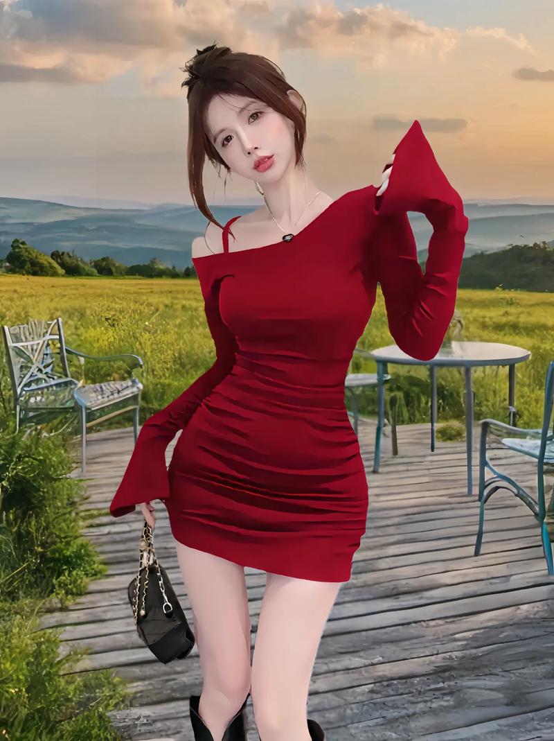 红色包臀裙子搭配图片（高腰抬升腰线，展现自信独立气质）
