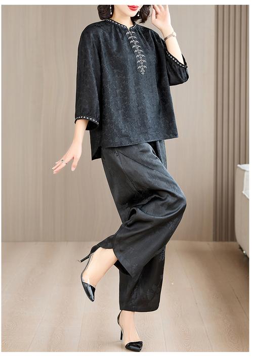 香云纱阔腿裤搭配图片（第二层肌肤，耐洗耐用，职场约会旅行皆宜）