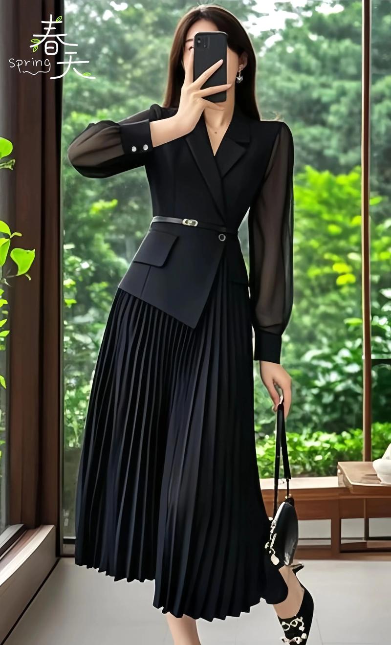 黑色腰带搭配连衣裙真实照片(黑色腰带搭配连衣裙的魅力与场合要点) 黑色腰带搭配连衣裙真实照片(黑色腰带搭配连衣裙的魅力与场合要点)