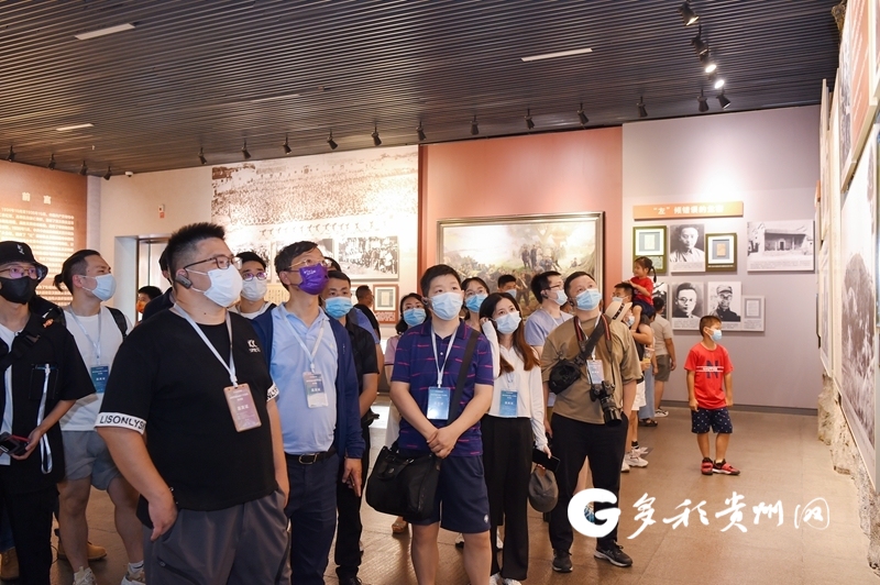 1935年1月召开的什么会议（遵义会议确立毛泽东核心，纠正冒进教条，建立科学指挥体系）