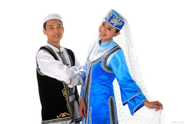 回族和东乡族有什么关系吗(官方明确回族与东乡族为独立民族,源流与风俗差异及共存)