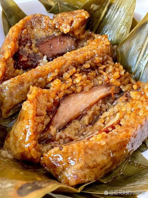 粽子放什么馅好吃(肥瘦相间肉与香糯米,传承家人记忆)