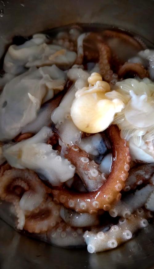 八爪鱼的大米是什么(大米其实是八爪鱼雌性卵粒,食用需谨慎) 八爪鱼的大米是什么(大米其实是八爪鱼雌性卵粒,食用需谨慎)