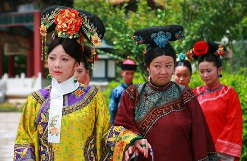 乌喇那拉氏皇后简介(雍正皇后断发争议与后宫权力)