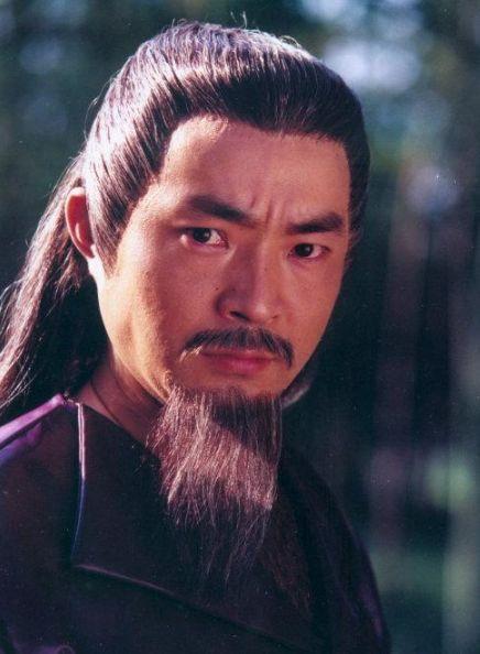 文丑丑的XX(文丑丑在风云中靠信息掌控推动权力)