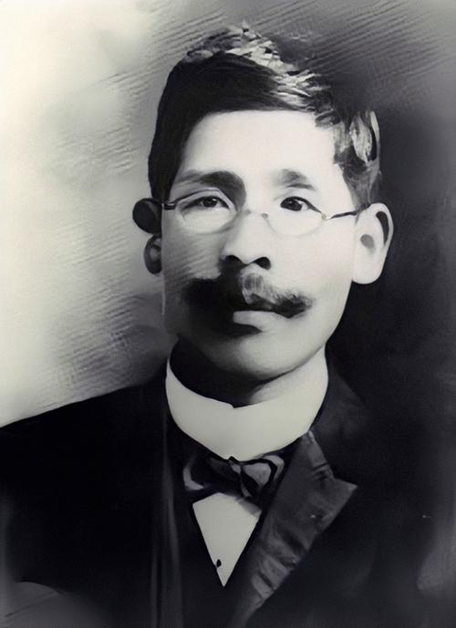 日本人看藤野严九郎（鲁迅的跨国师生与对民族偏见的隐喻）