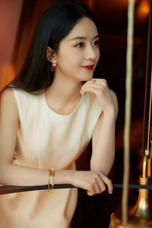 赵丽颖图片（出道至今的成长蜕变全纪录）