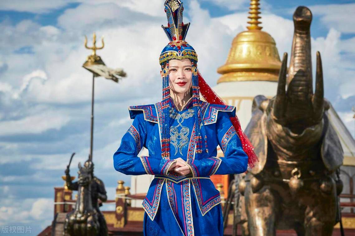 诃额仑：蒙古族的杰出女性形象（成吉思汗之母的母爱铸就帝国精神）