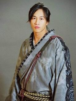 杨四郎简介(历史与传奇交错中的忠诚与牺牲) 杨四郎简介(历史与传奇交错中的忠诚与牺牲)