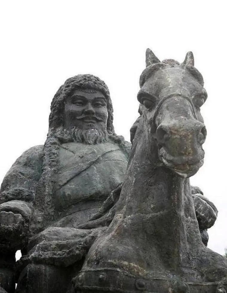蒙古赤老温：四杰之一，战场与治理并重的领袖