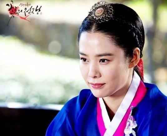 朝鲜妖女金介屎（金介屎在朝鲜王朝后宫的权力崛起与争议）